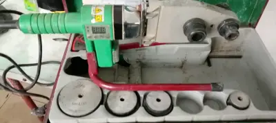 Máquina de soldadura de tubos PPR con accesorios - miniatura 2
