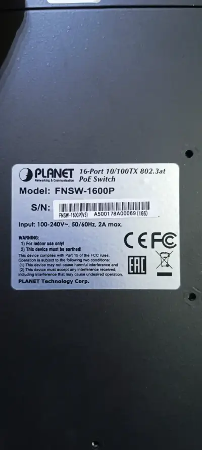 Switch PoE de 16 Puertos Planet FNSW-1600P - miniatura 1