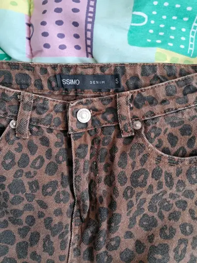 Falda de mezclilla animal print talla S nueva - miniatura 2