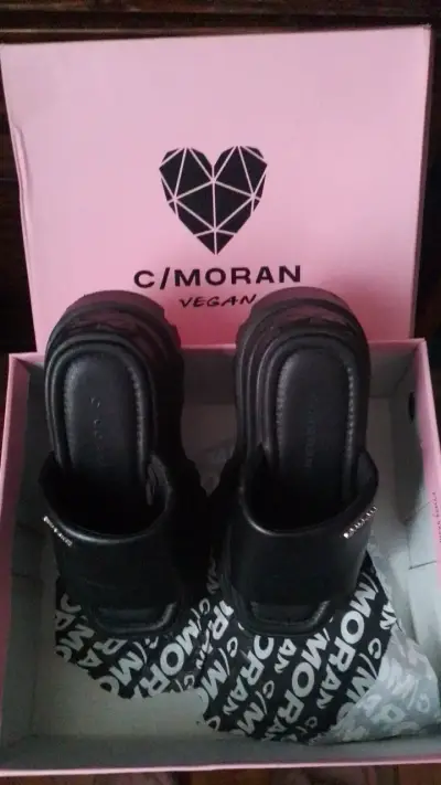 Sandalias negras veganas C/Moran - miniatura 3