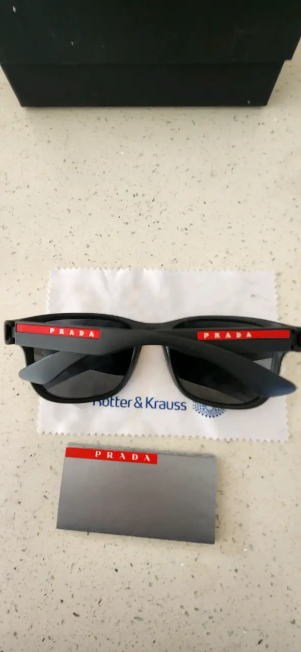 Prada original linea Rossa. Comprado en Chile. - 1