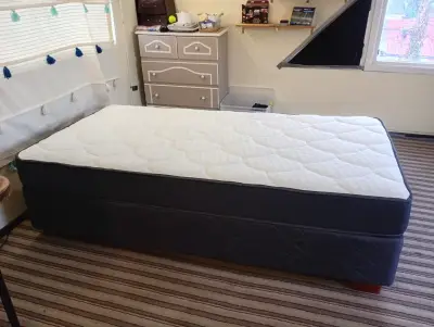 Cama de una plaza con colchón y base - miniatura 3