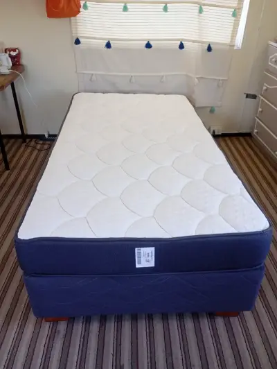 Cama de una plaza con colchón y base - miniatura 4