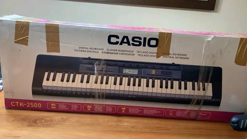 Teclado Digital Casio CTK-2500 con Funda - 2