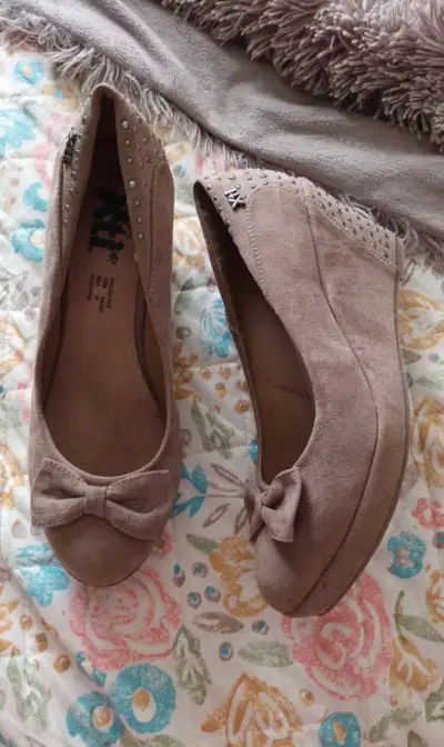 Ballerinas 38 de tacón con lazo y tachas y2k - miniatura 1