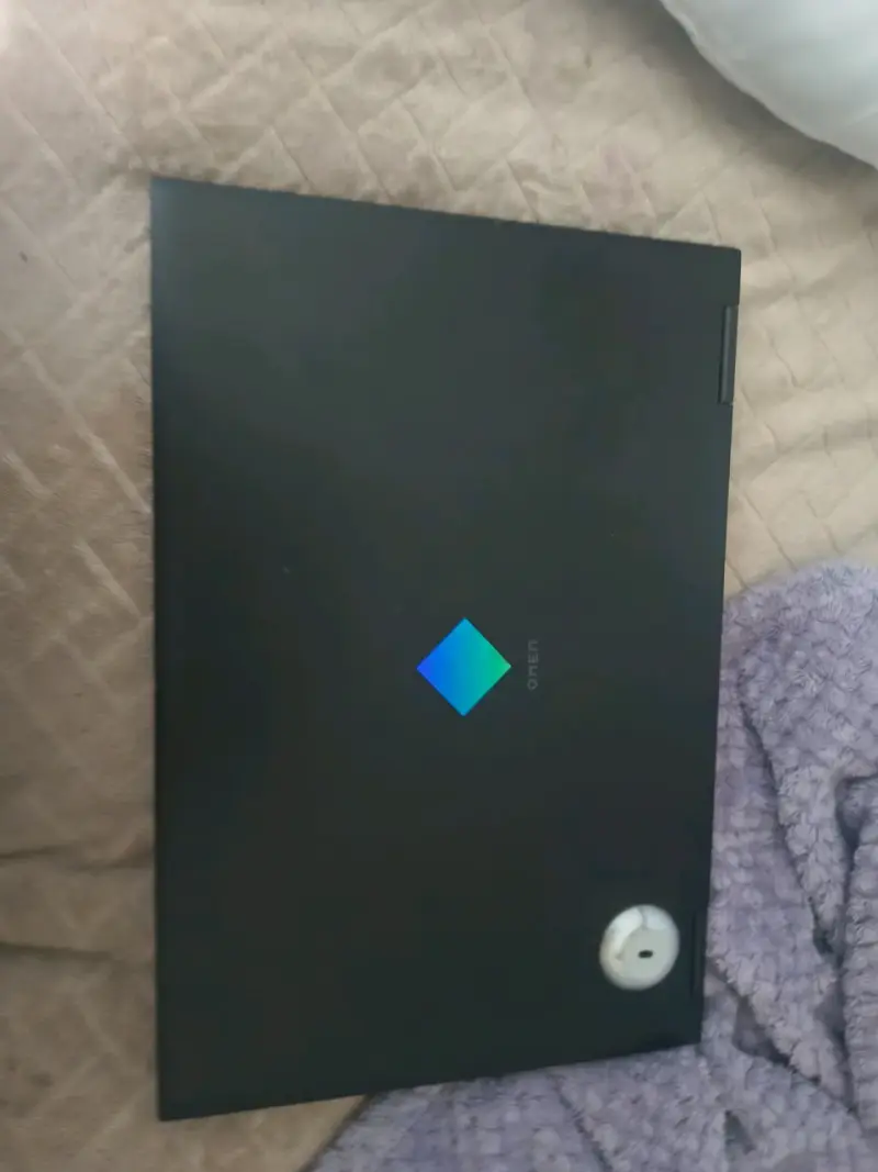 Laptop HP Omen 16 con Intel i7 y RTX 3060 - 3