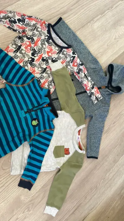Conjunto de ropa para niños Liegelind - miniatura 1