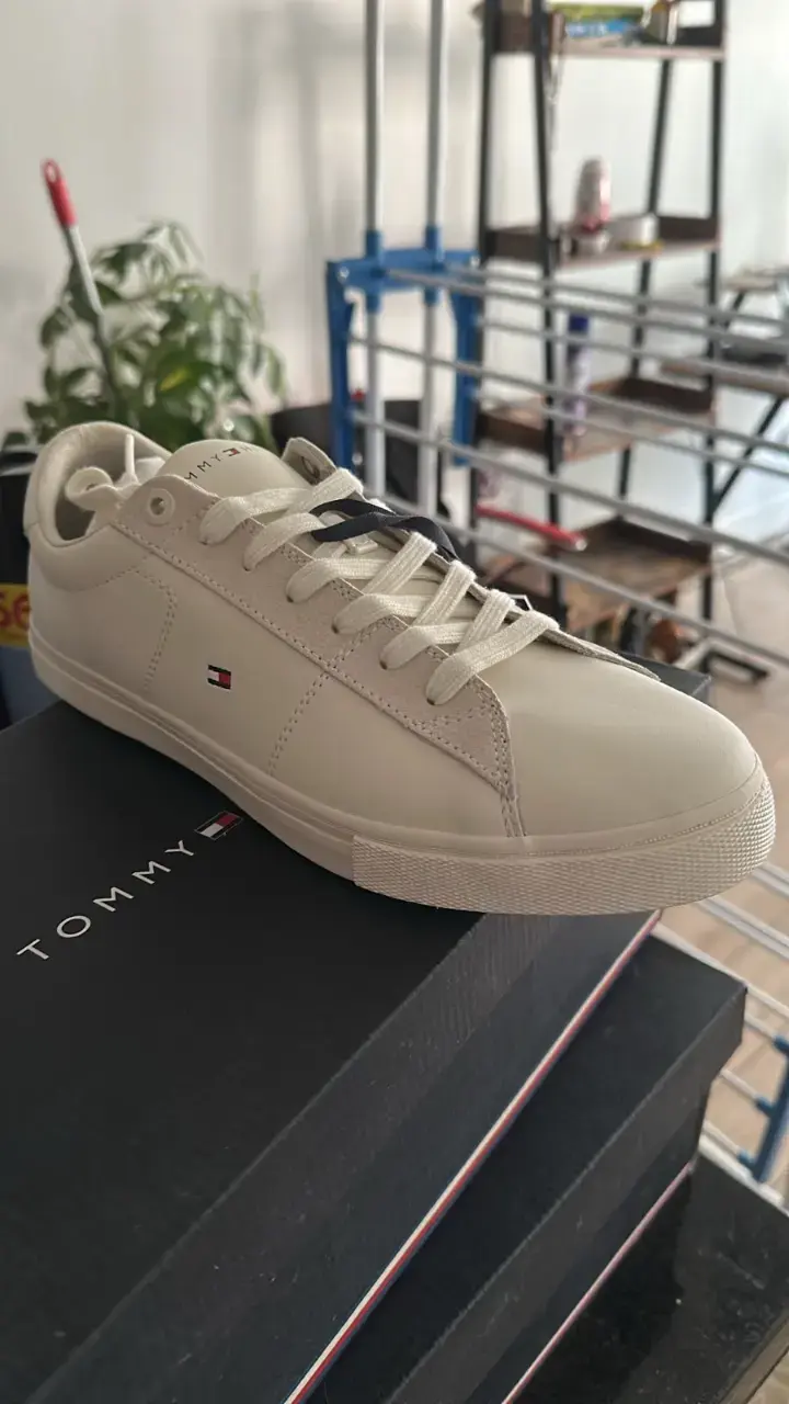 Zapatillas blancas Tommy Hilfiger casuales - 2