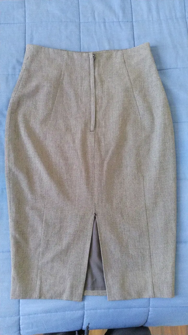 Falda lápiz gris talla 36 con abertura trasera - 2
