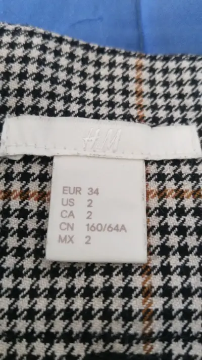 Falda a cuadros H&M talla 34 - miniatura 3