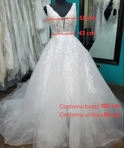 Vestido de novia blanco con encaje y tul - miniatura 1