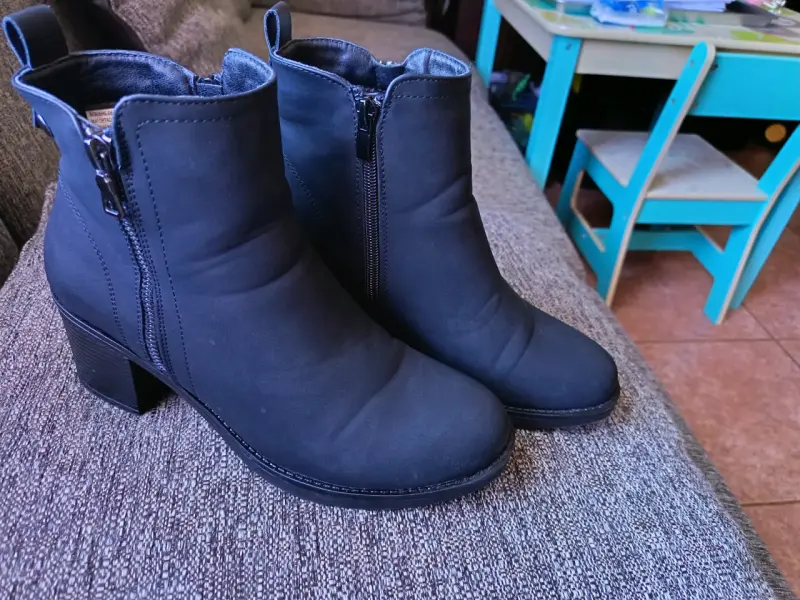 Botines de cuero negro con tacón para mujer - 2