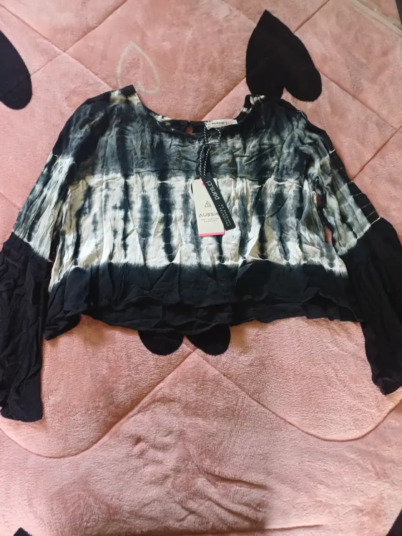 Blusa tie-dye negra y blanca talla XS - 5