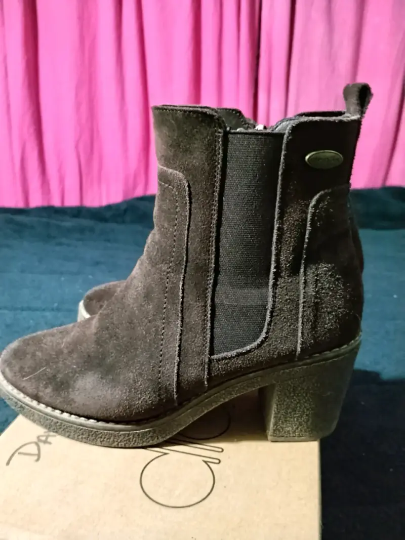 Botines de gamuza marrón con tacón para mujer - 2