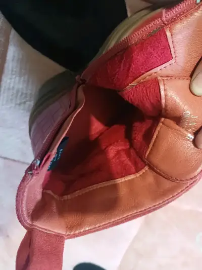 Botines de plataforma rojos con hebillas - miniatura 2