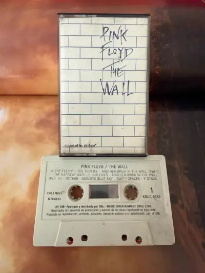 Cassette  Pink Floyd The Wall - miniatura 1