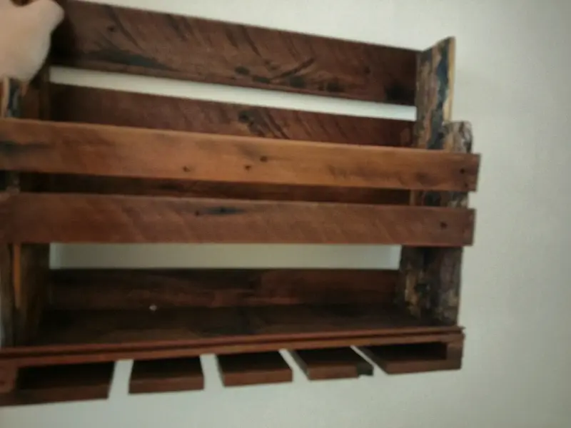 Estante de madera rústico para pared