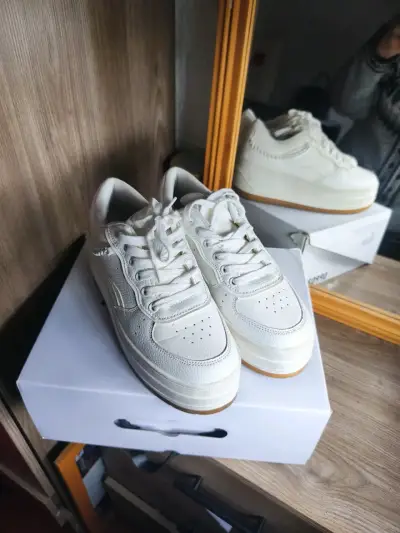 Zapatillas blancas con plataforma 37 - miniatura 4