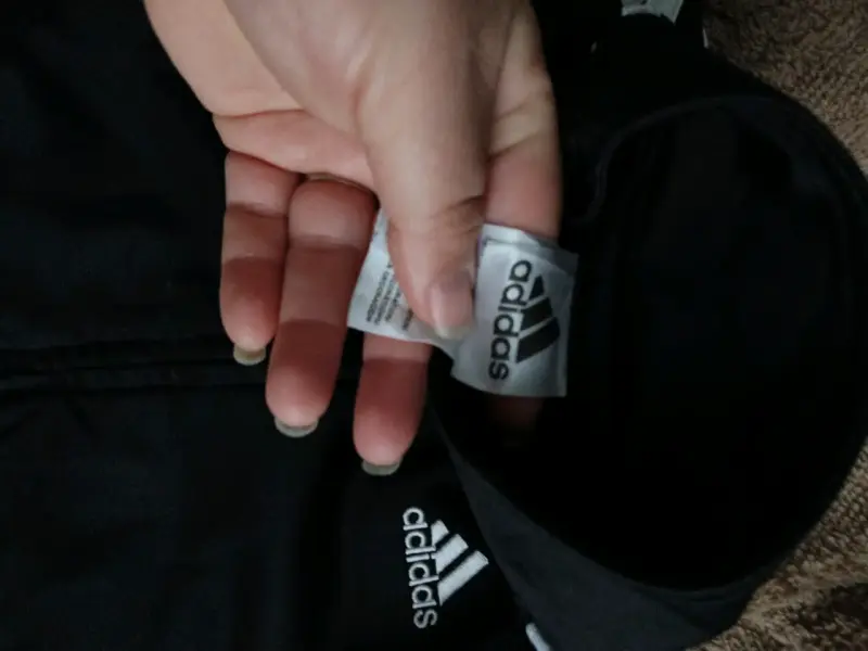 Chaqueta deportiva negra Adidas con franjas - 3