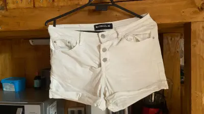 Se vende ropa - miniatura 5