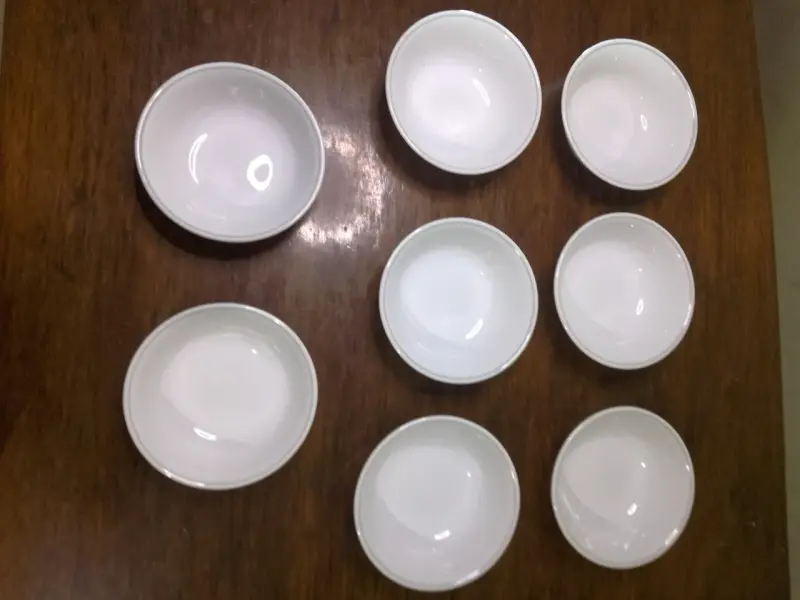 Juego de 8 pocillos de cerámica blanca - 3