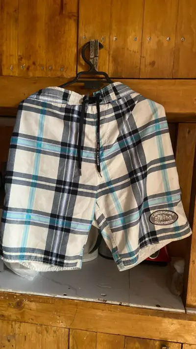 Se vende ropa - miniatura 4