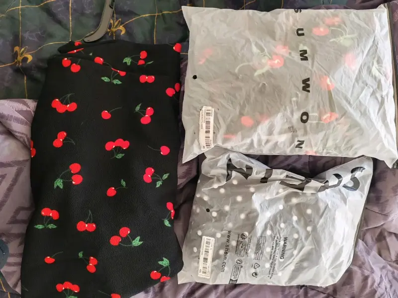 Vestido negro con lunares y cerezas - 4