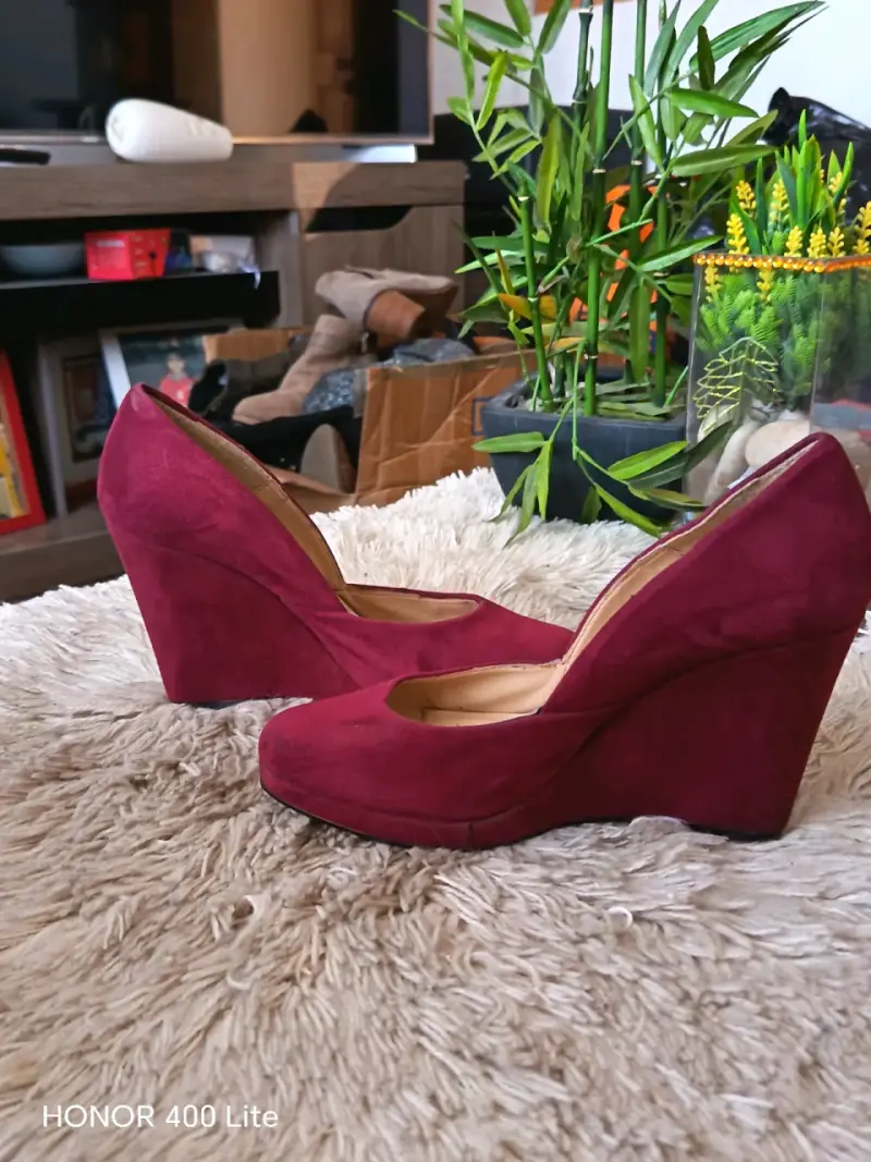 Zapatos de cuña burdeos para mujer - 1