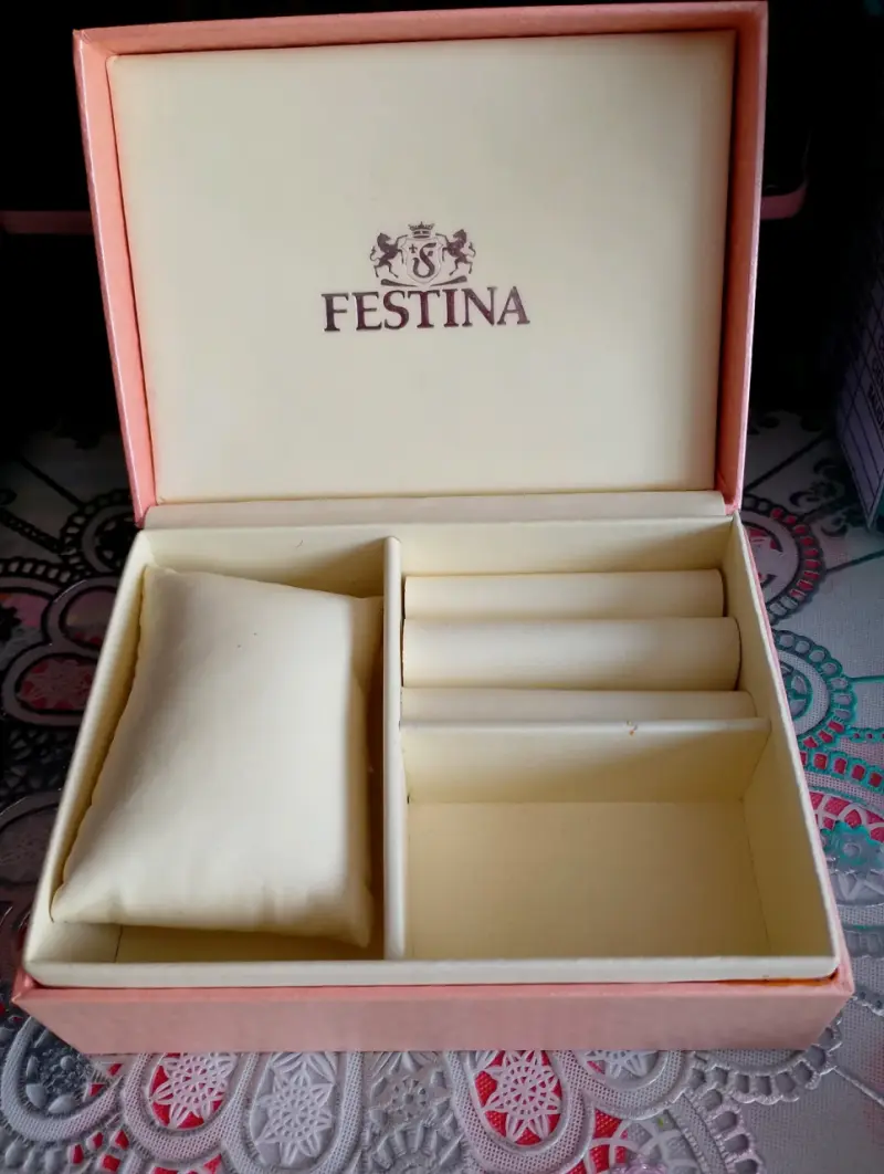 Caja de reloj y joyero Festina - 1