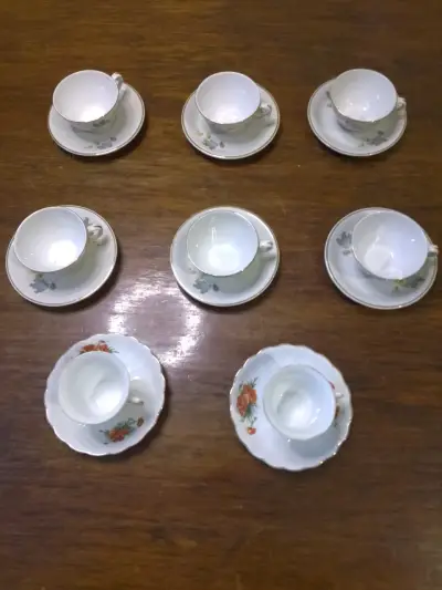 Juego de Tazas de Porcelana con Flores - miniatura 5