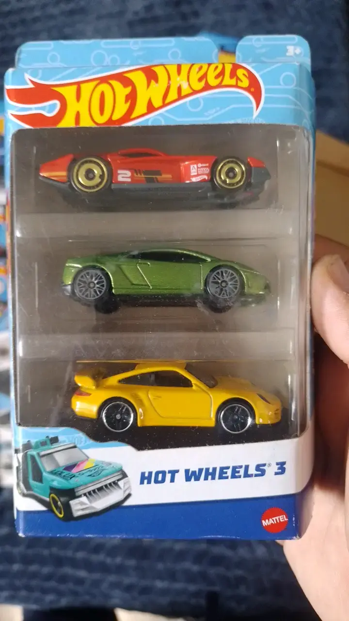 Set de 3 autos Hot Wheels colección - 1