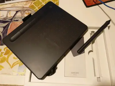 Tableta gráfica Wacom Intuos con lápiz - miniatura 1