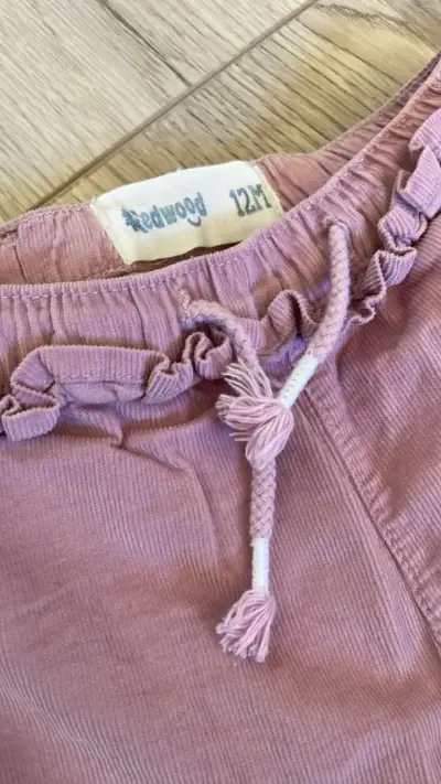 Pantalones para niña en tonos rosados - miniatura 2