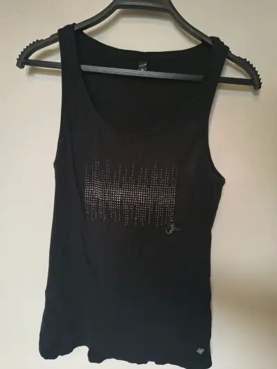 Blusa estampada negra y blanca para mujer - miniatura 6