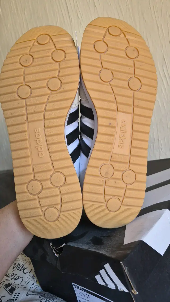 Zapatillas Adidas Run 70s 2.0 blancas y negras - 5