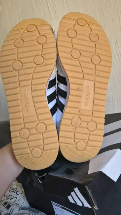 Zapatillas Adidas Run 70s 2.0 blancas y negras - miniatura 5
