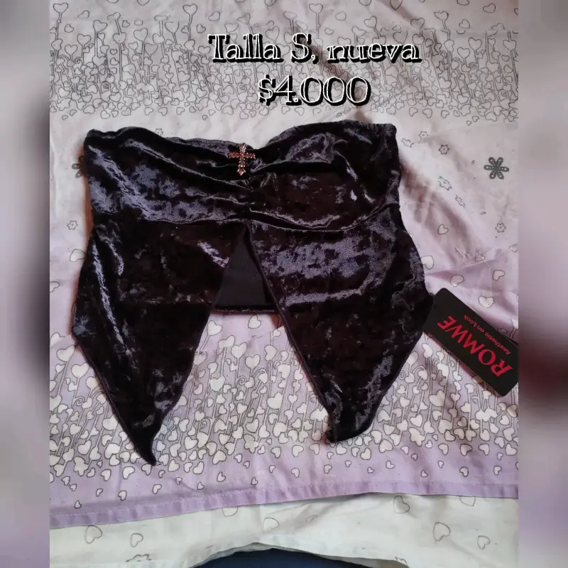 Top de terciopelo negro talla S nuevo