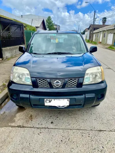 Nissan X-Trail Classic en buen estado - miniatura 1