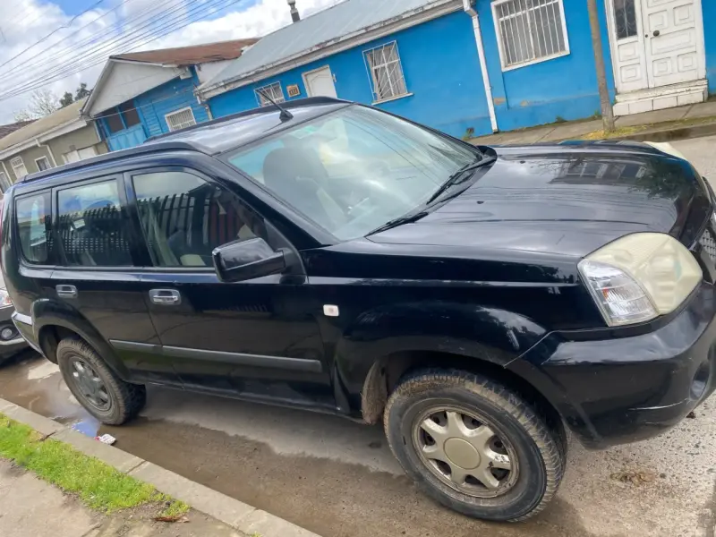 Nissan X-Trail Classic en buen estado - 3
