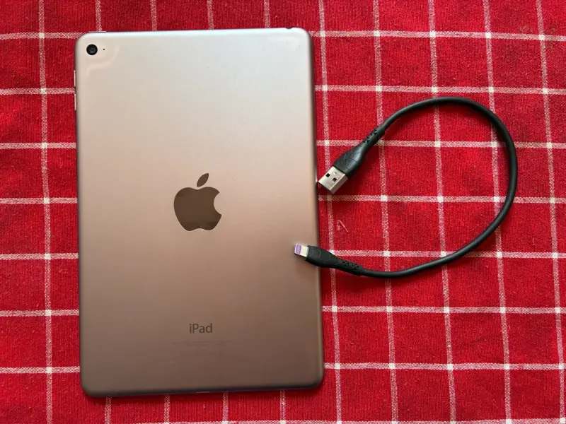 iPad Mini 4 de 128GB Wi-Fi - 3
