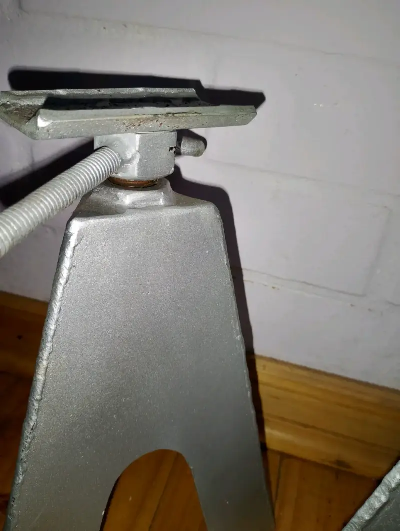 Par de soportes ajustasbles para auto - 2
