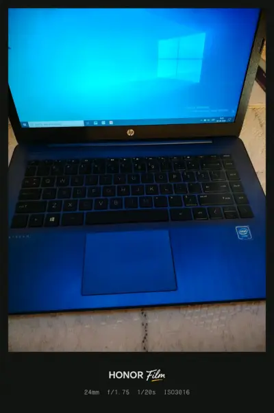 Laptop HP Stream 14 pulgadas azul - miniatura 1