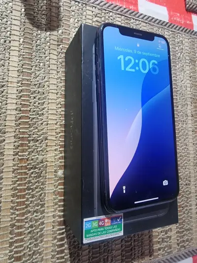 Iphone 11 pro,  caja original pro renovacion lo ve - miniatura 1
