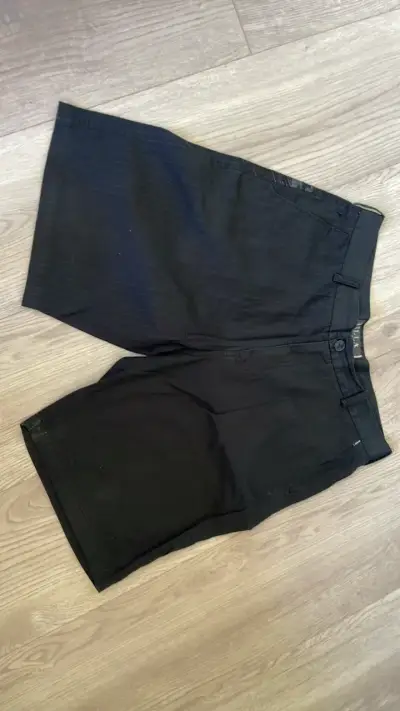 Shorts negros Billabong para hombre - miniatura 1
