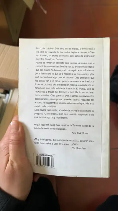 Libro 'Cell' de Stephen King en buen estado - miniatura 3