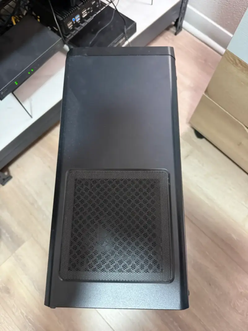 Gabinete de PC Nox sin fuente de poder - 4
