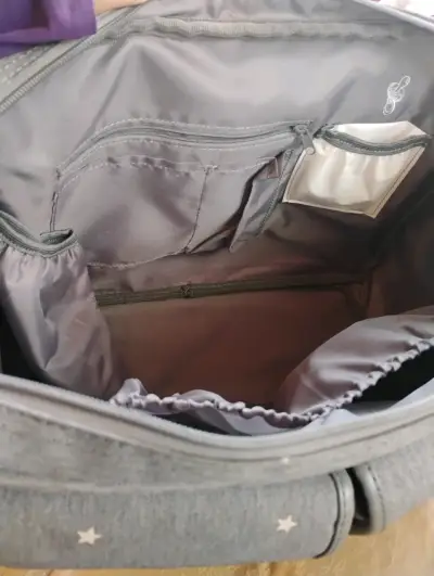 Bolso maternal gris con estrellas Infanti - miniatura 2