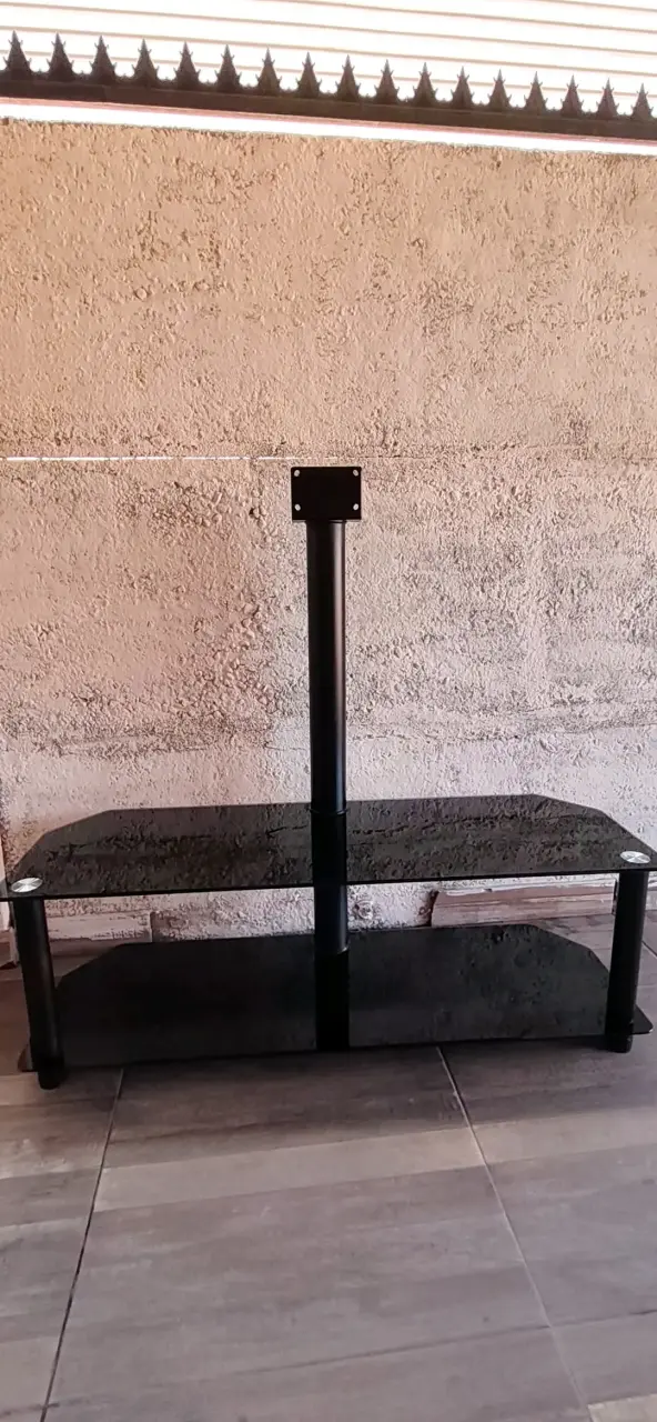 Rack Soporte de TV de vidrio negro con estante - 2