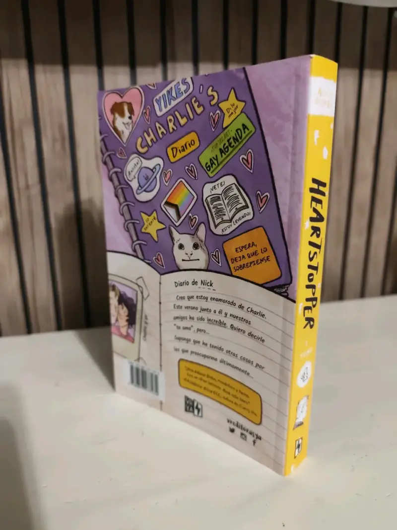 Libro Heartstopper Tomo 4 de Alice Oseman - 3