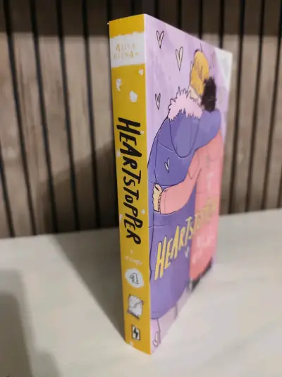 Libro Heartstopper Tomo 4 de Alice Oseman - miniatura 4